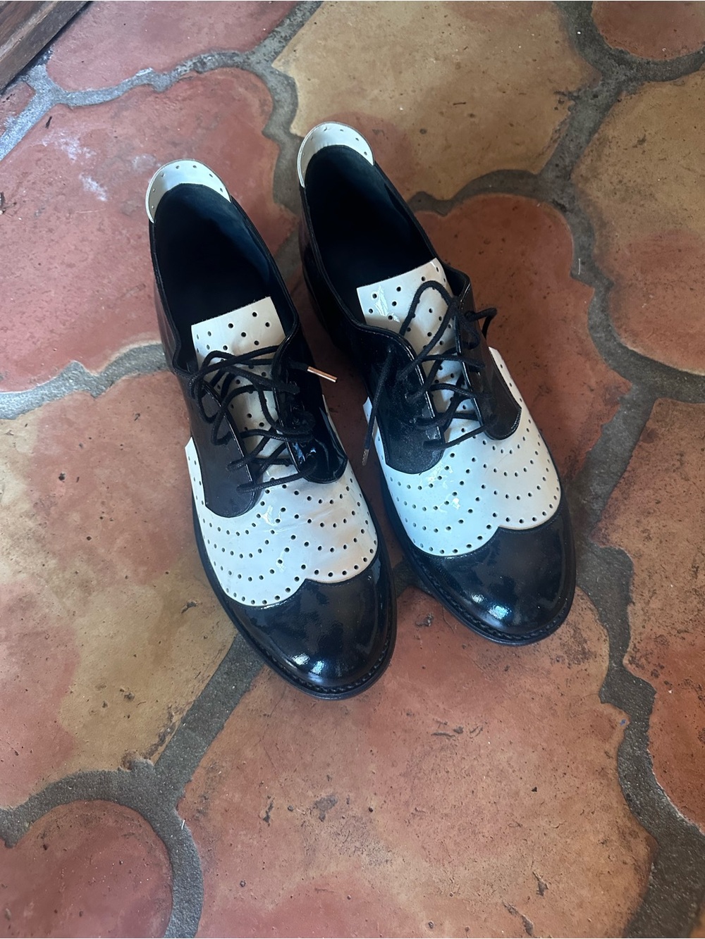 Two-Tone Black and White Women’s Wingtip Loafers